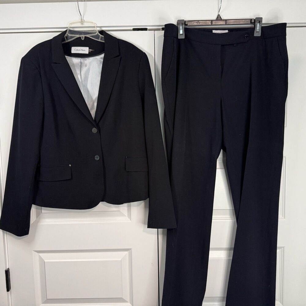 Calvin Klein Womens 2 PC Pant Suit Black Blazer Trouser Career Wear Size 16